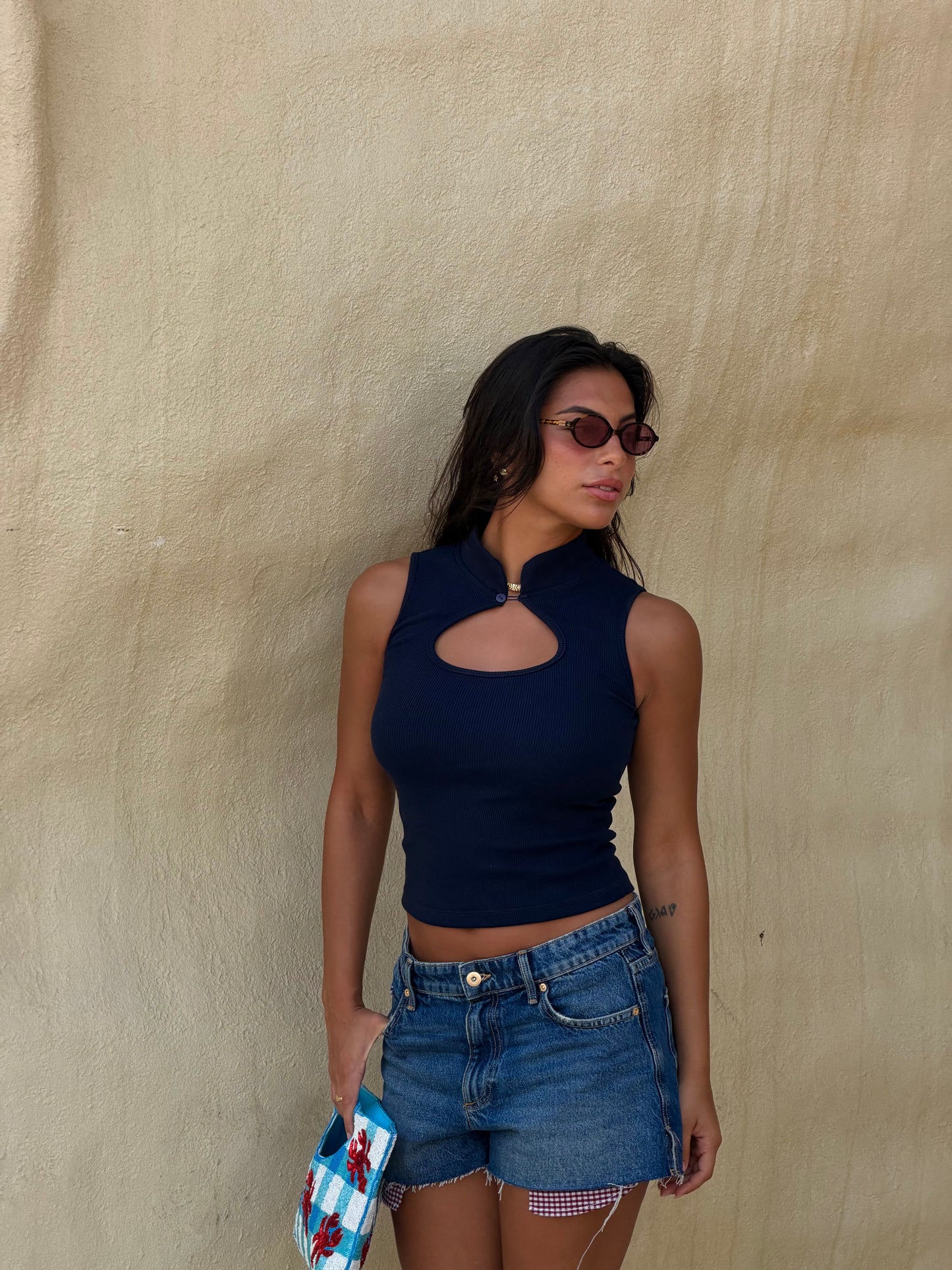 NAVY KYOTO CUTOUT TOP