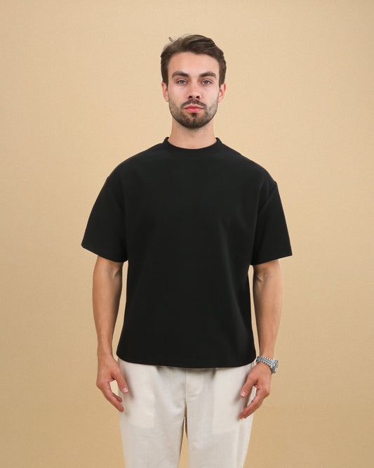 BLACK ROUND TEXTURED T-SHIRT