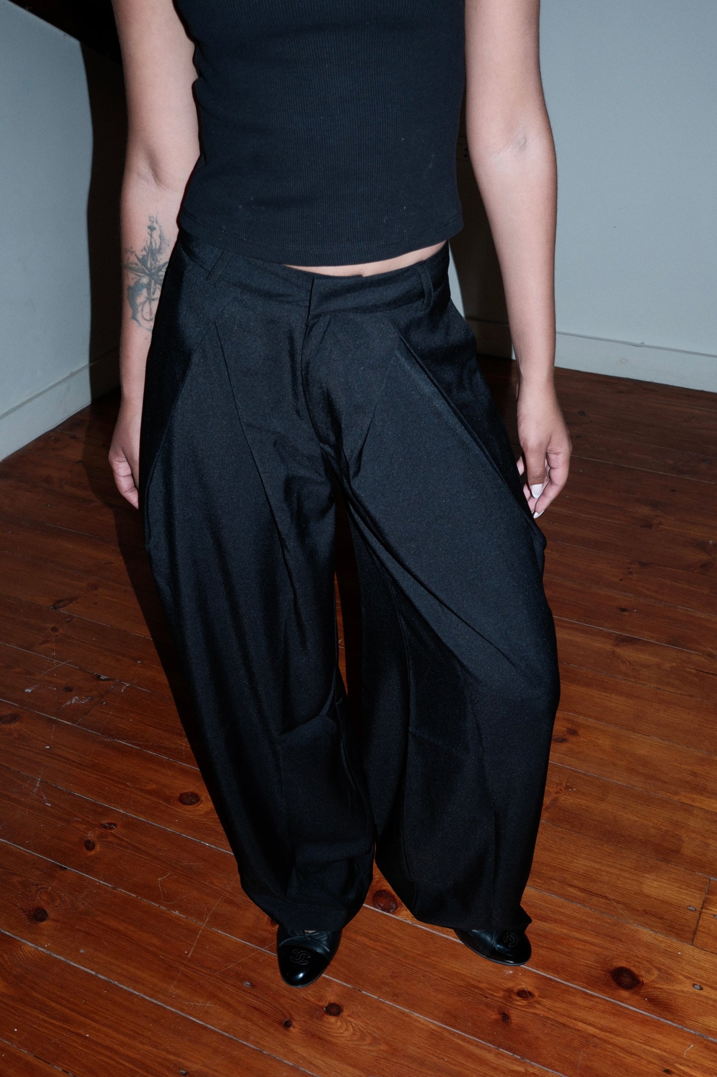 TAILORED PANTS