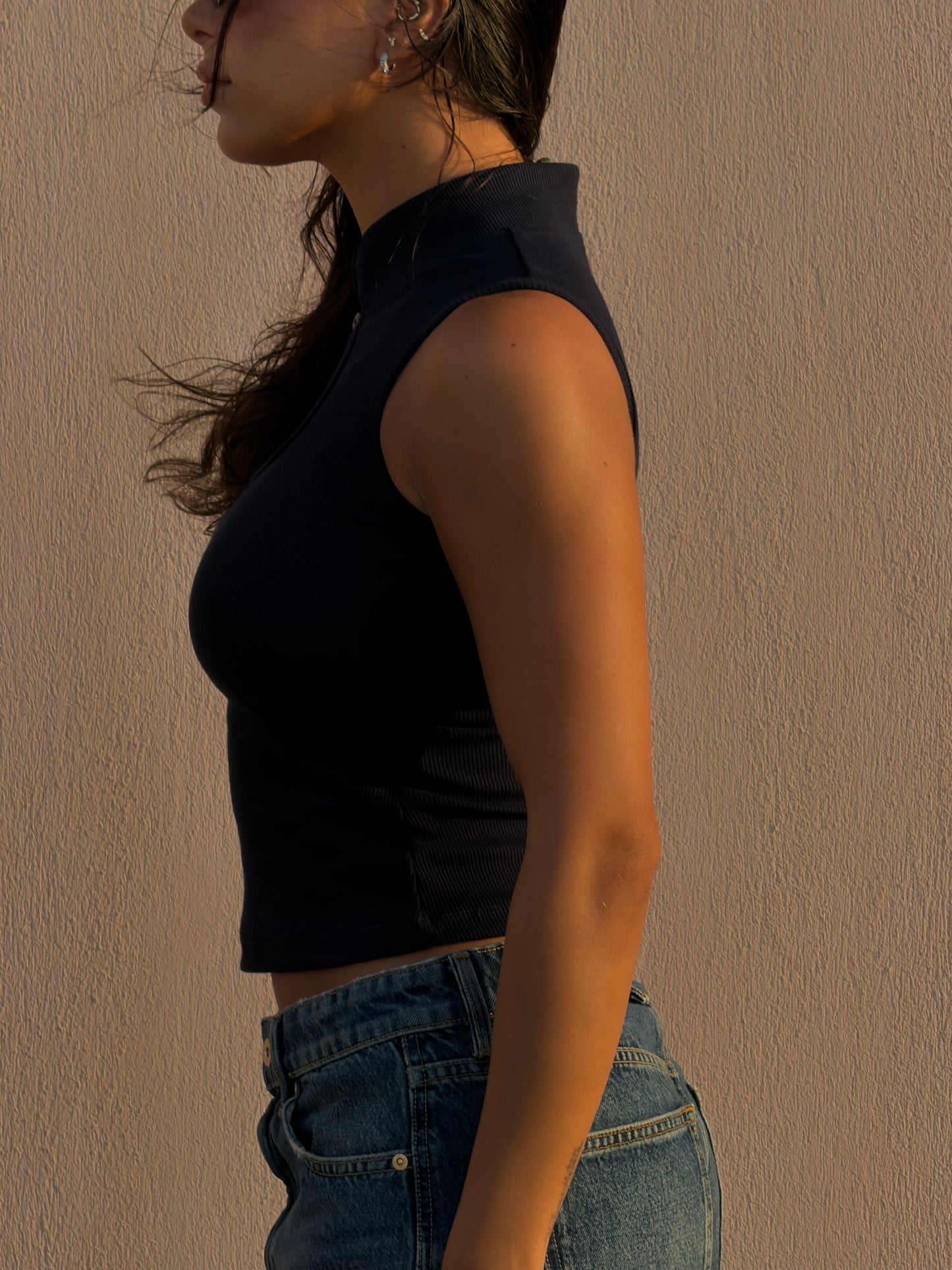 NAVY KYOTO CUTOUT TOP