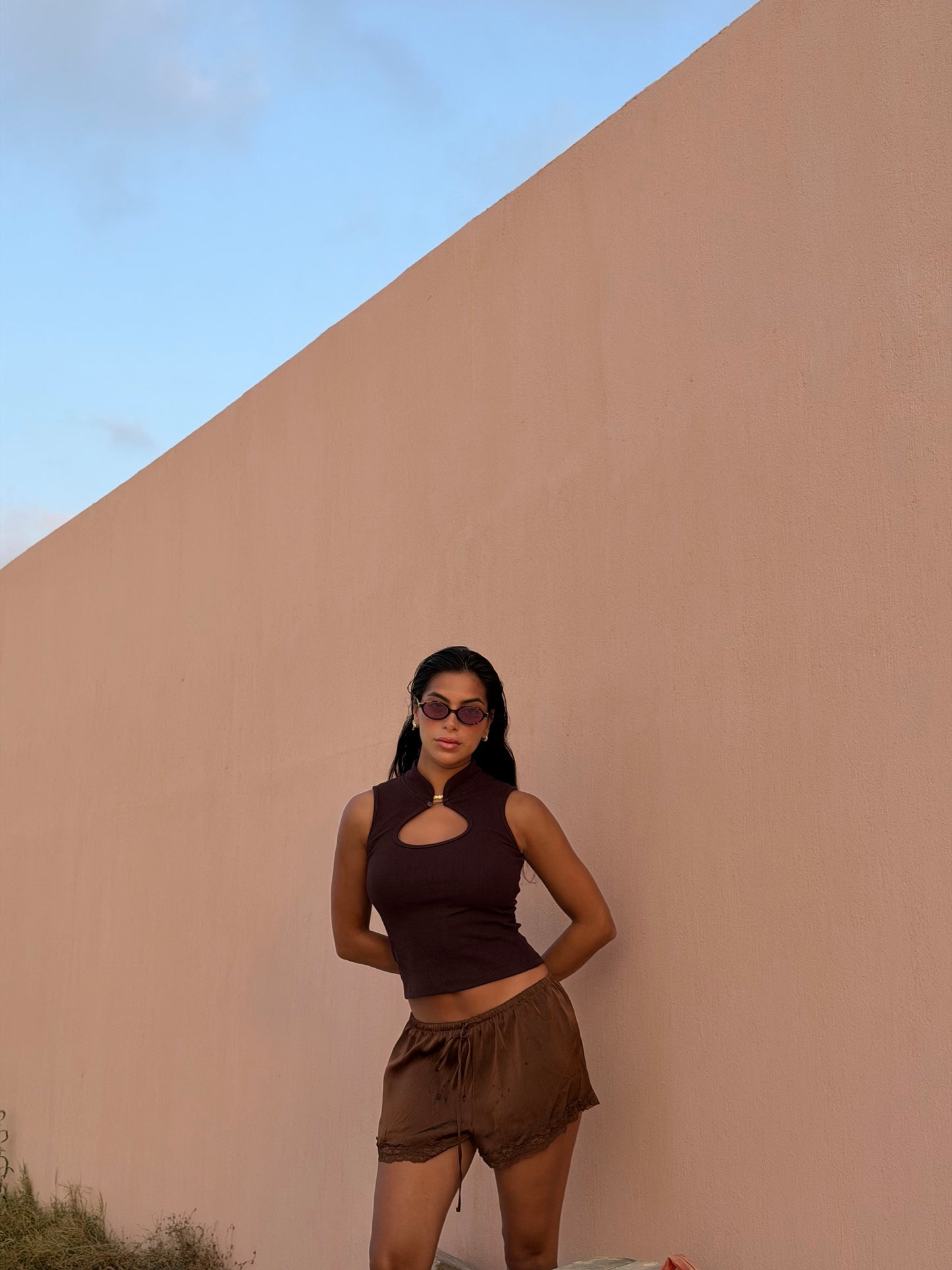 BROWN KYOTO CUTOUT TOP