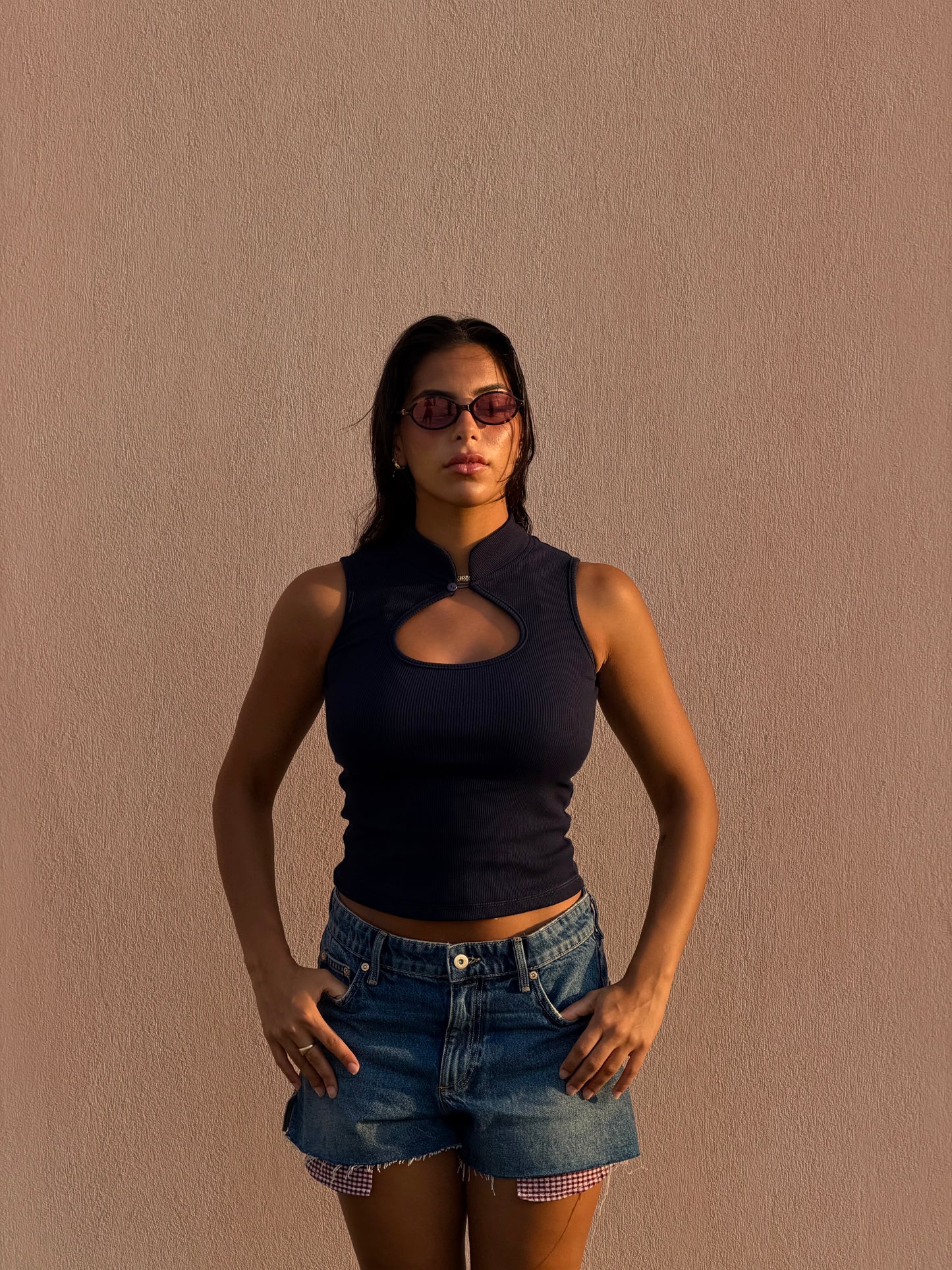NAVY KYOTO CUTOUT TOP